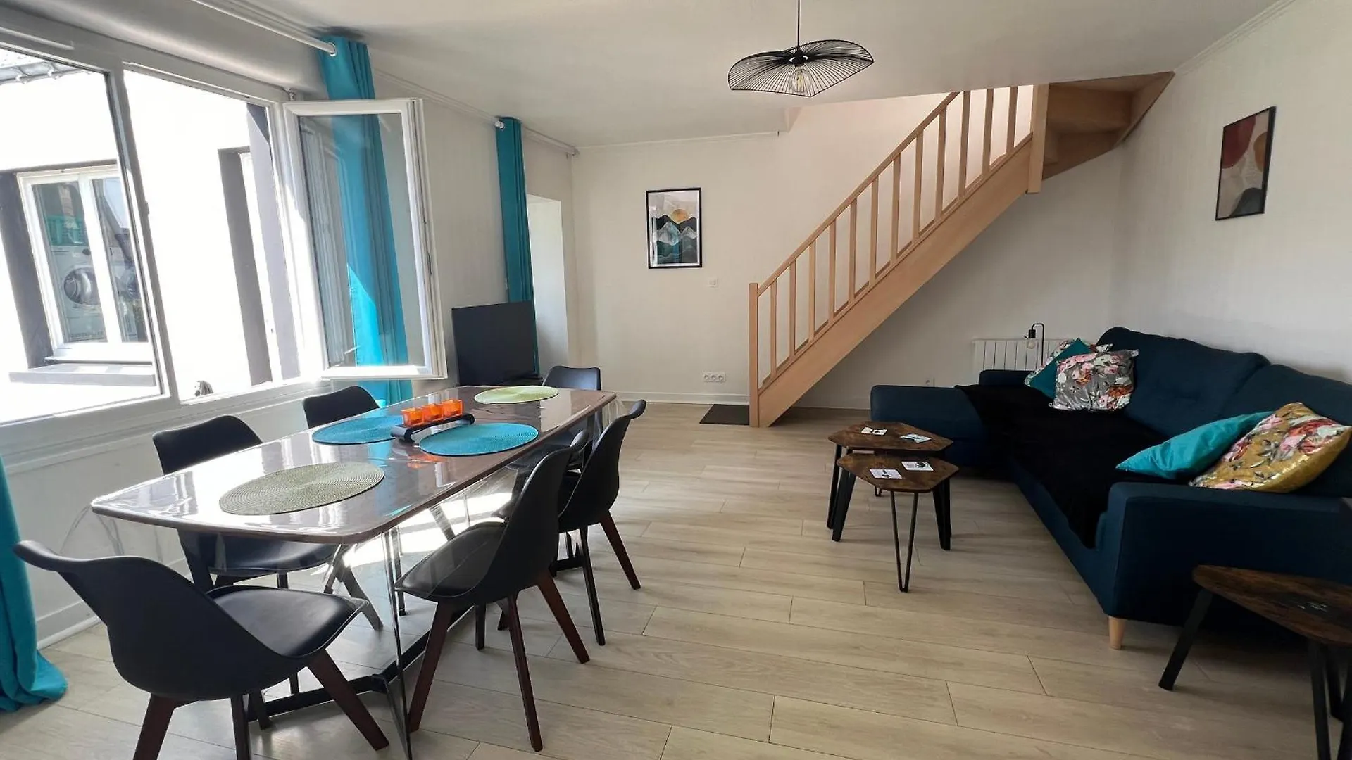 Maison Renovee Bord De Mer Avec Veranda, Jardin, 4 Couchages, Proche Plages Et Commerces - Fr-1-349-200 Riantec 0*,  France